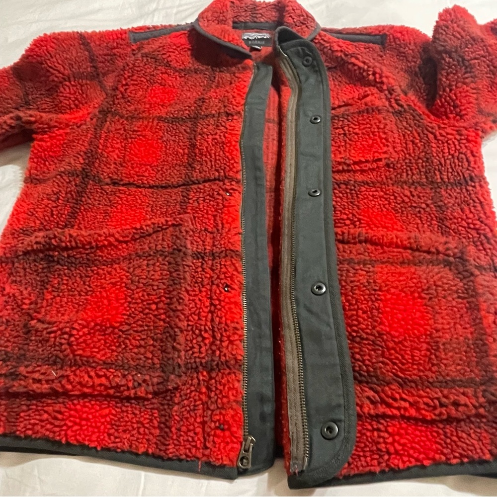 J. Crew Wallace‎ & Barnes sherpa fleece jacket in plaid Red and Black - Picture 8 of 14